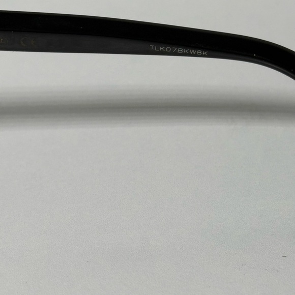 Gucci Sunglasses - Picture 6 of 7